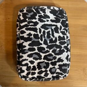 Murval Animal Print Zip Around Cosmetic Bag Organizer EUC